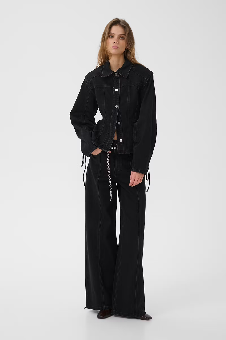 GES1JEA26828CTW_Dark+Grey+Washed_3.png
