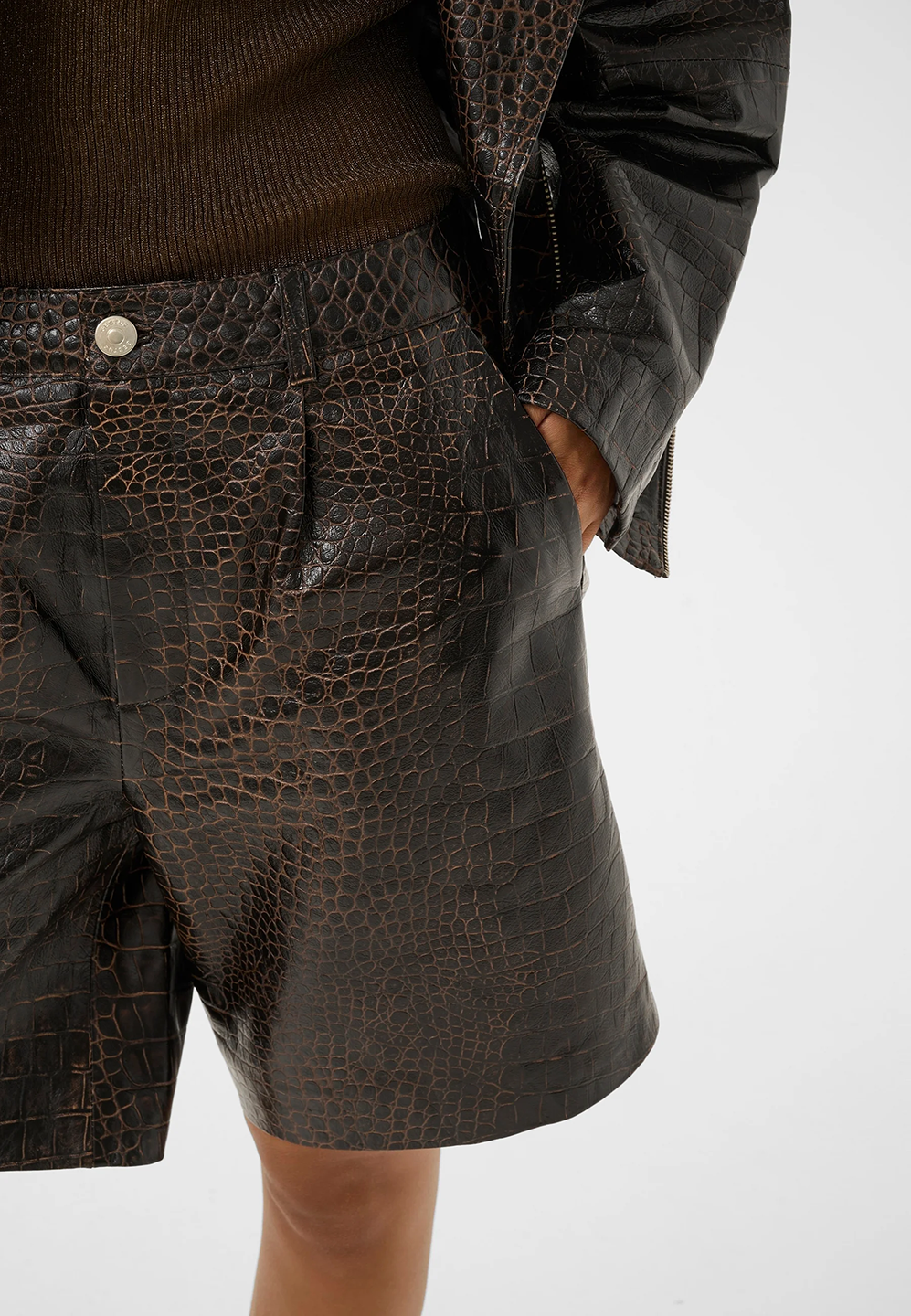 GES1SHO11587LEW_Ganache+croco_3.png