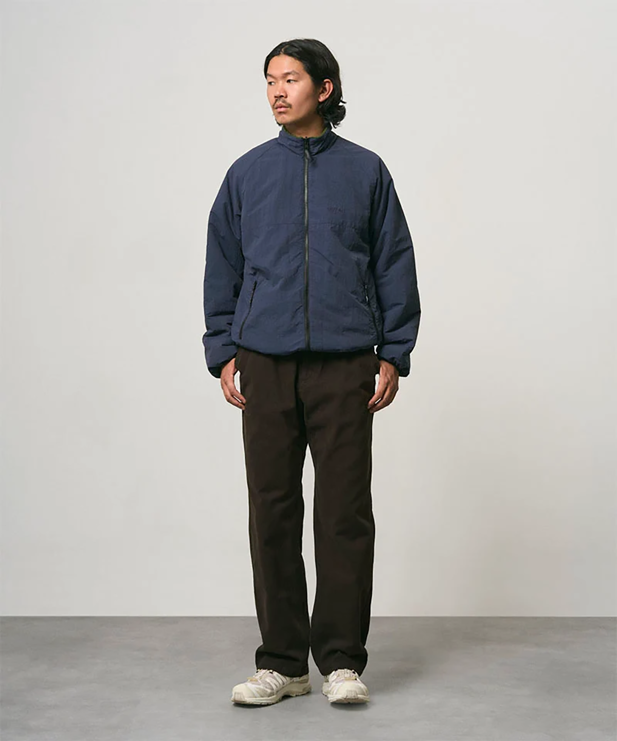 GRM1CJK17502PYM_OLIVE%2BNAVY_6.png