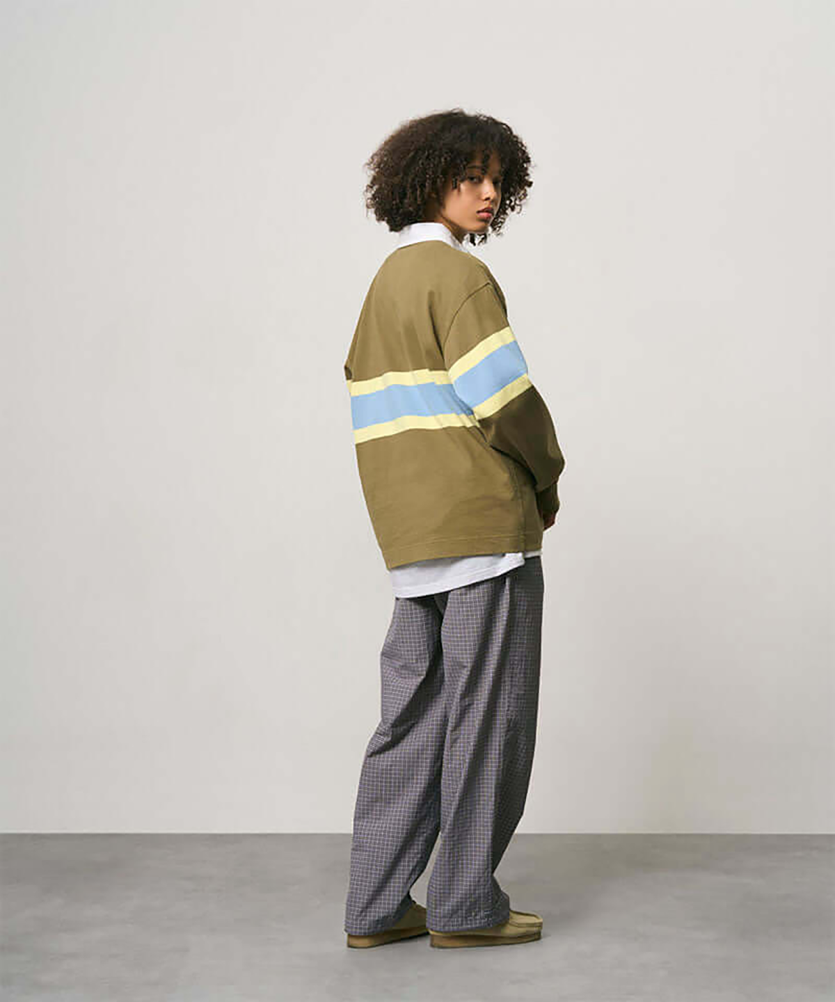GRM1TOP17495CTM_WINTER+OLIVE_4.png