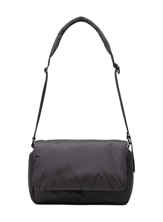 HRL3TRA04861PYU_Black_0.png