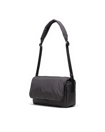 HRL3TRA04861PYU_Black_1.png