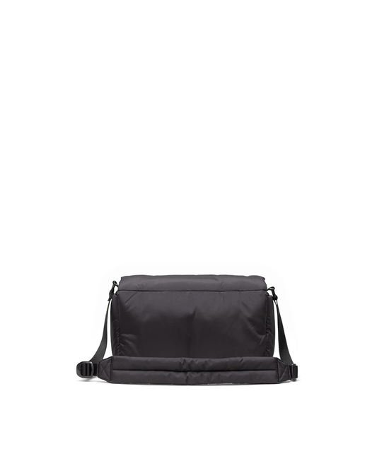 HRL3TRA04861PYU_Black_2.png