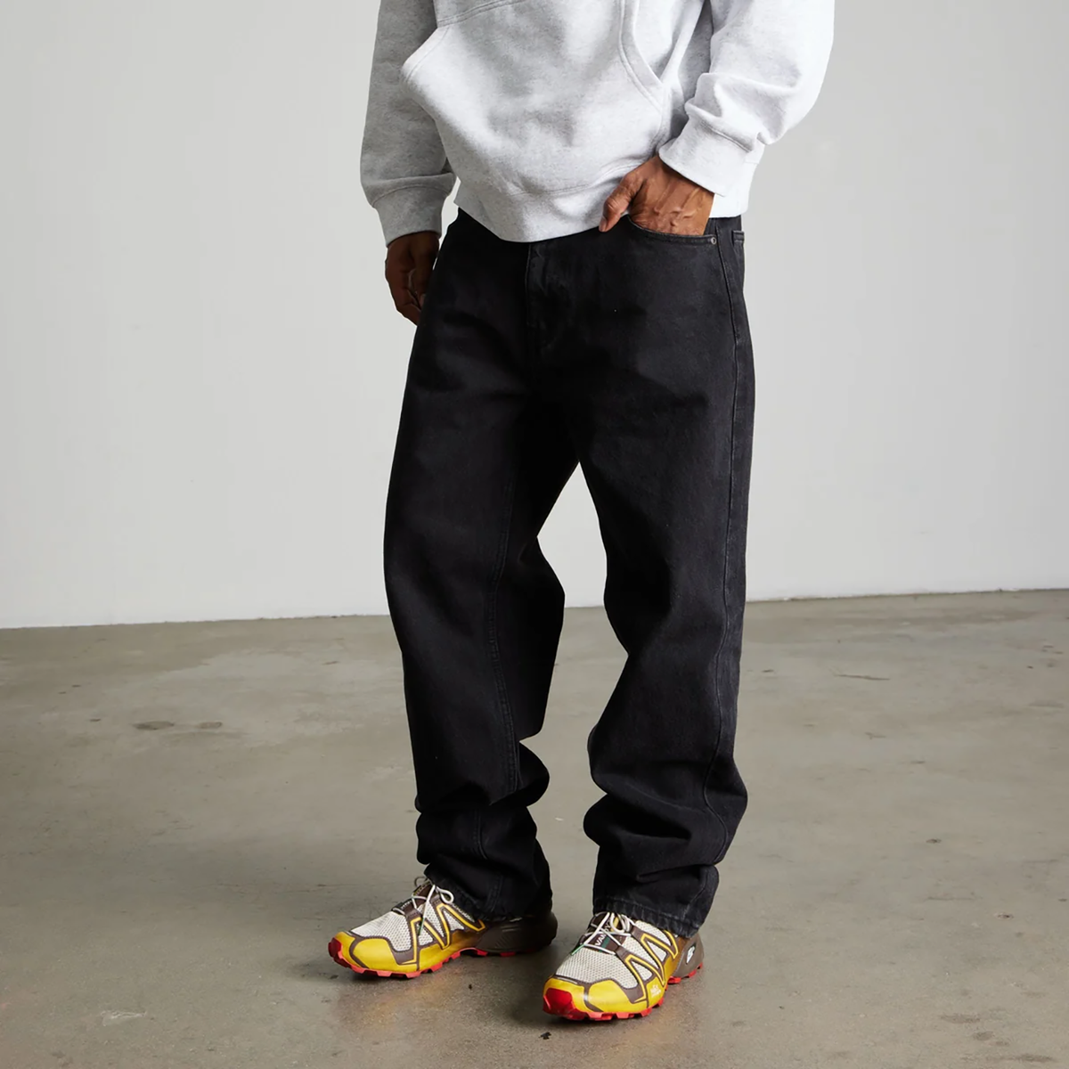 HUF1JEA10402CTM_WASHED+BLACK_1.png