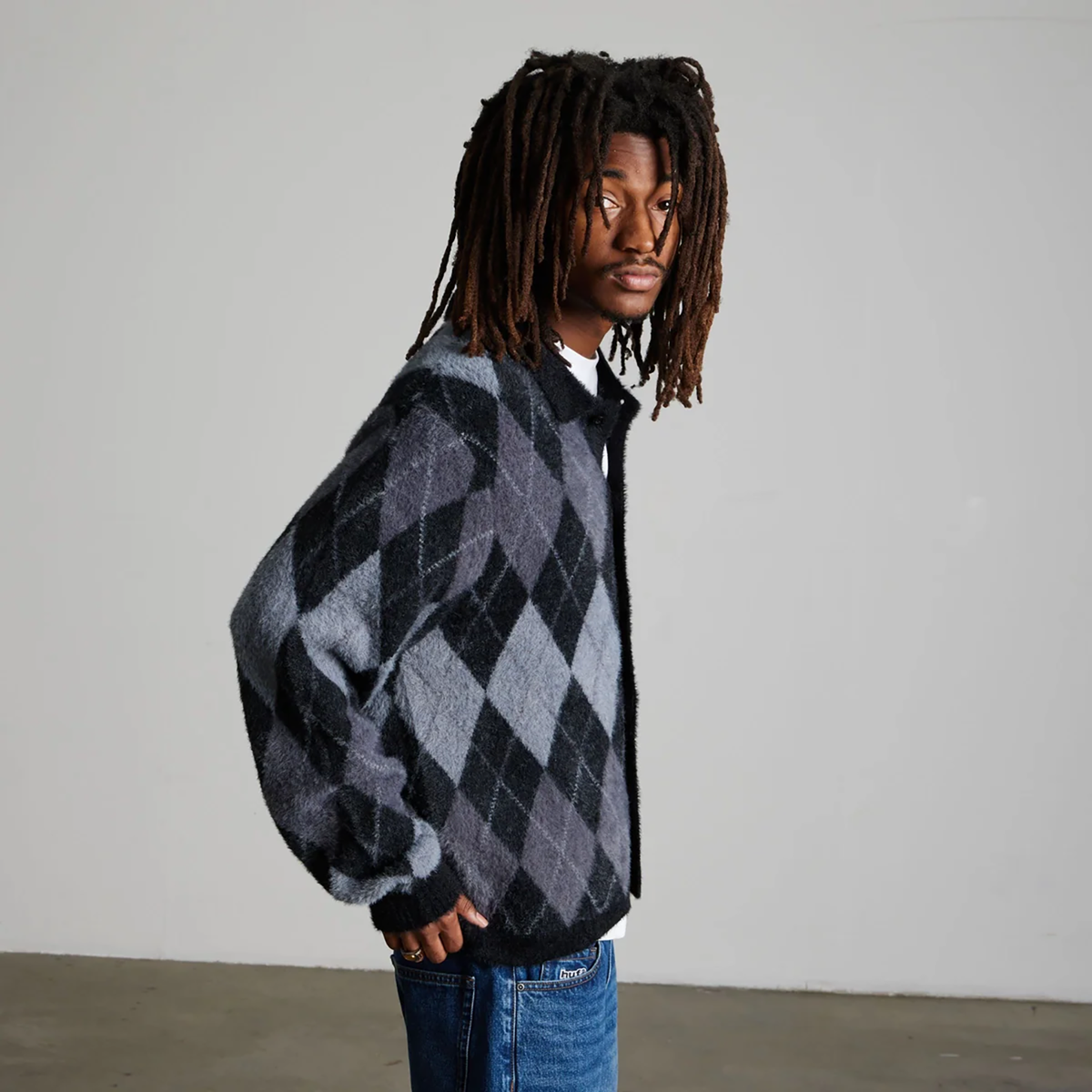 HUF1KNI19077NYU_Black_1.png