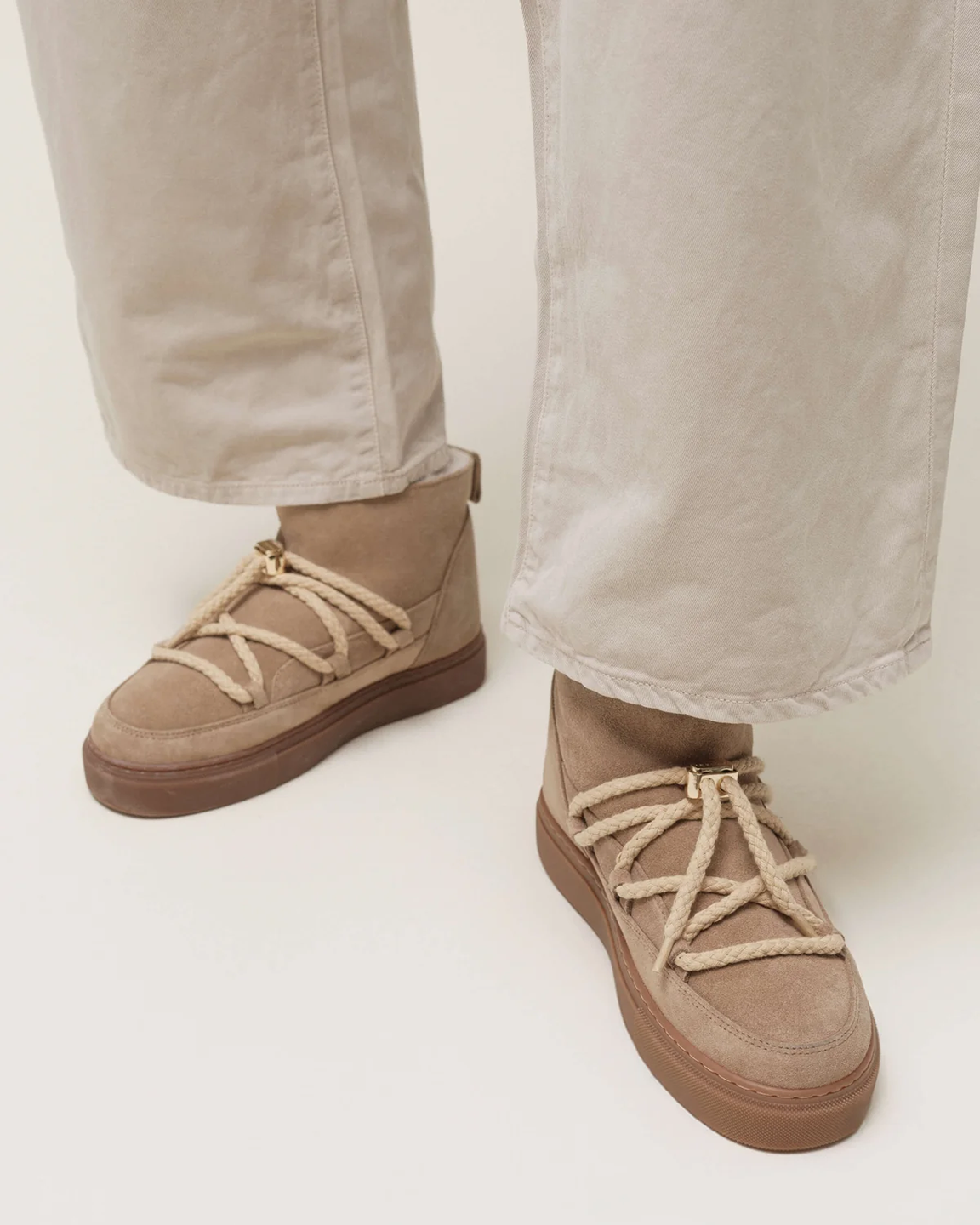INUCCAL11491LEW_Beige_4.png