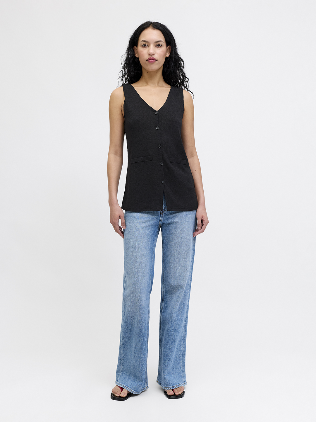 JJX1CJK00009PYW_Black_2.png