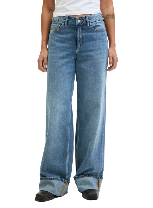 JJX1JEA00013CTW_Medium+Blue+Denim_0.png
