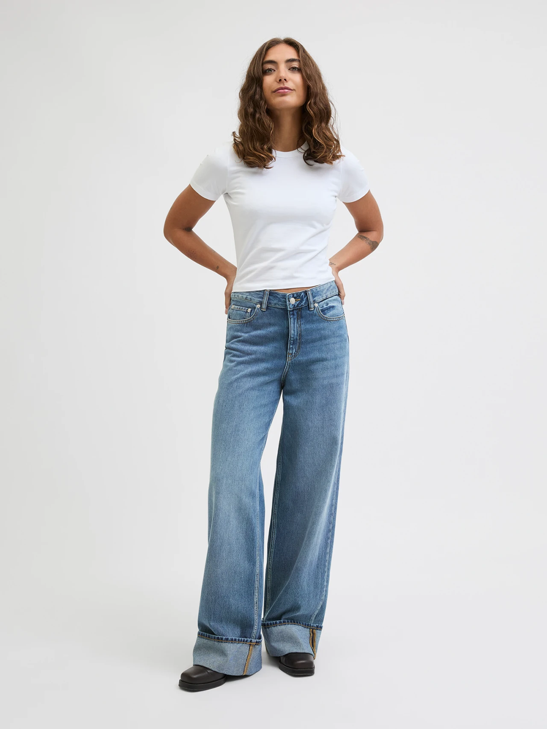 JJX1JEA00013CTW_Medium+Blue+Denim_1.png