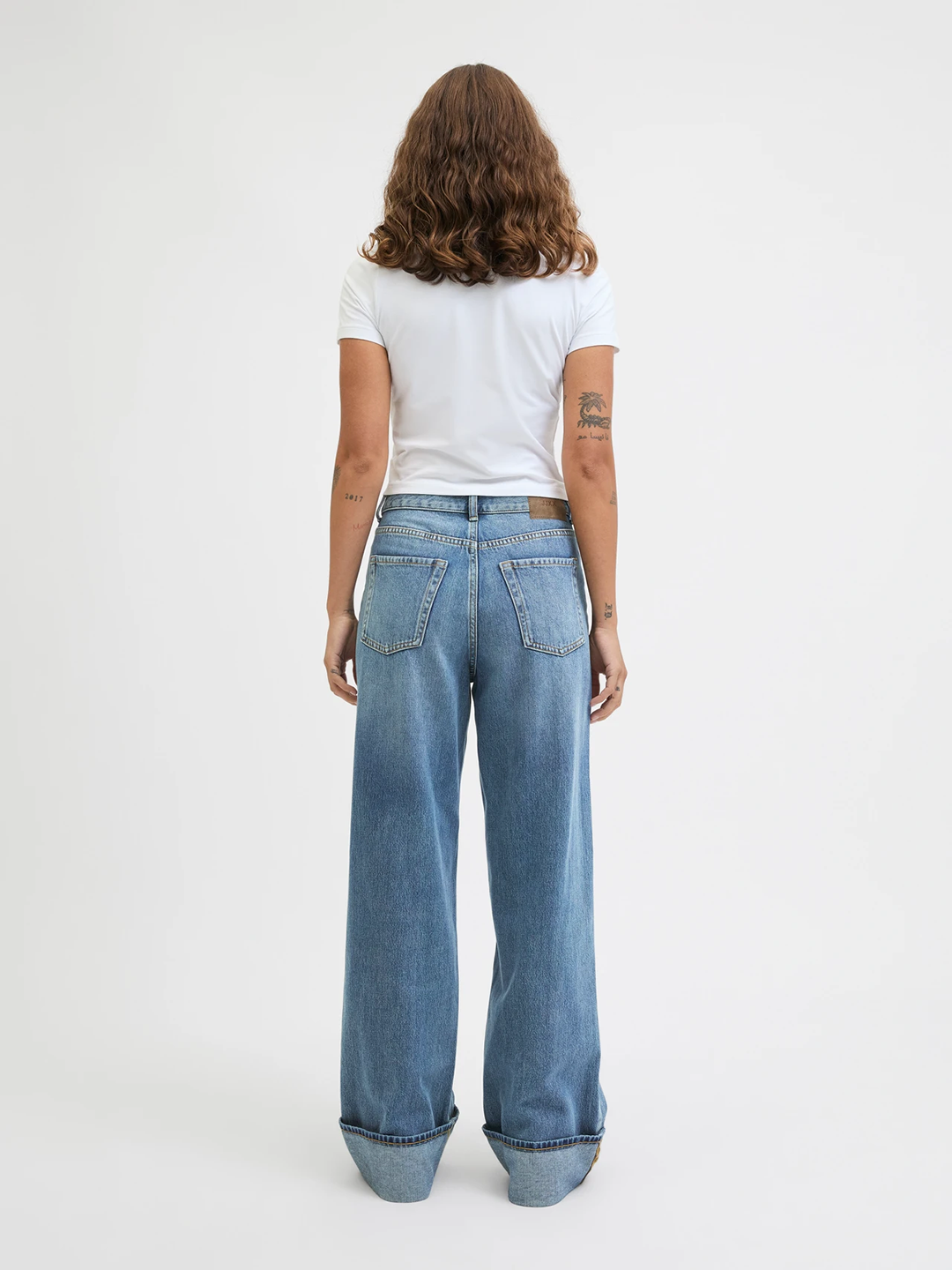 JJX1JEA00013CTW_Medium+Blue+Denim_2.png