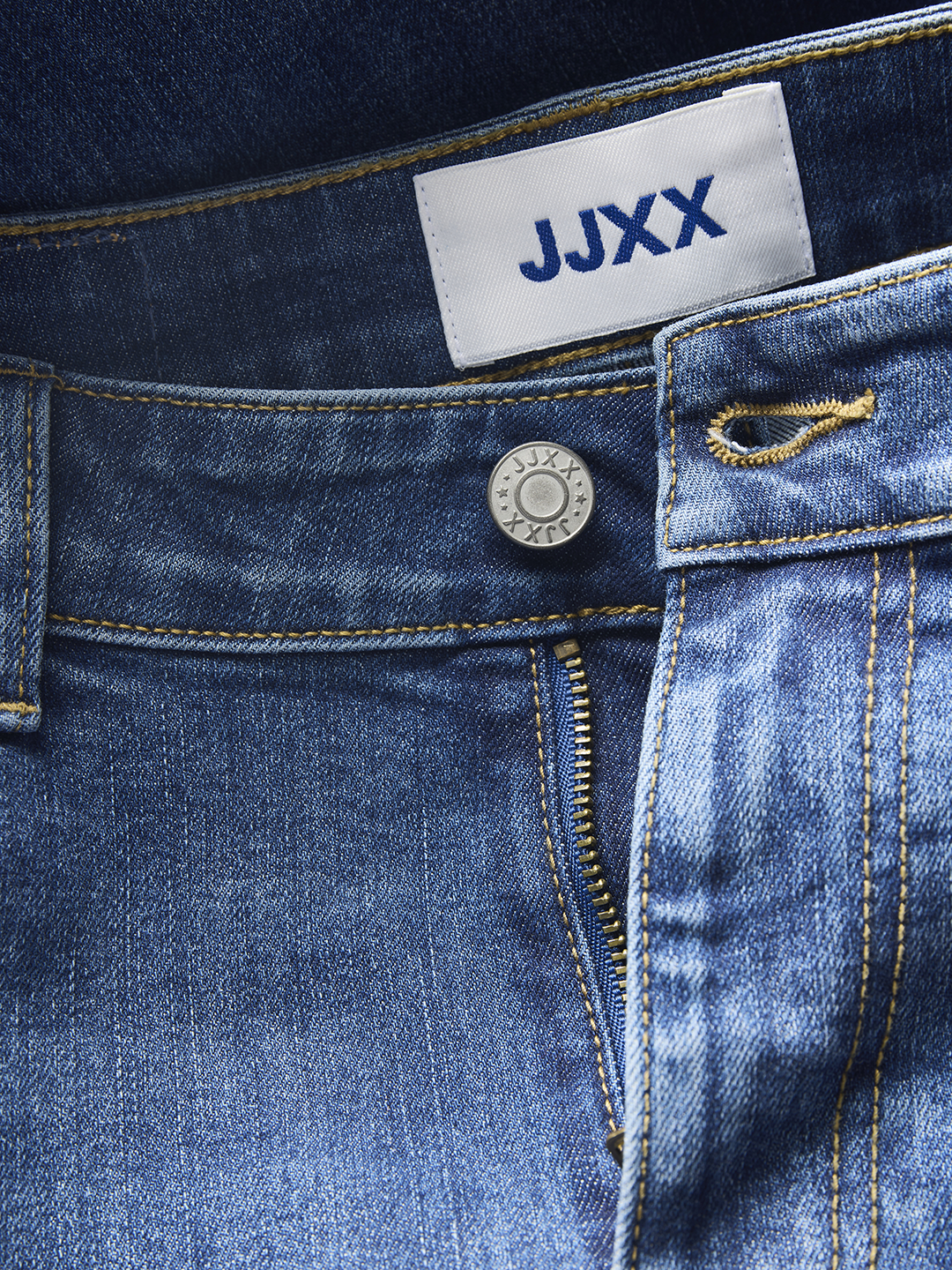 JJX1JEA04981CTW_Medium+Blue+Denim_4.png
