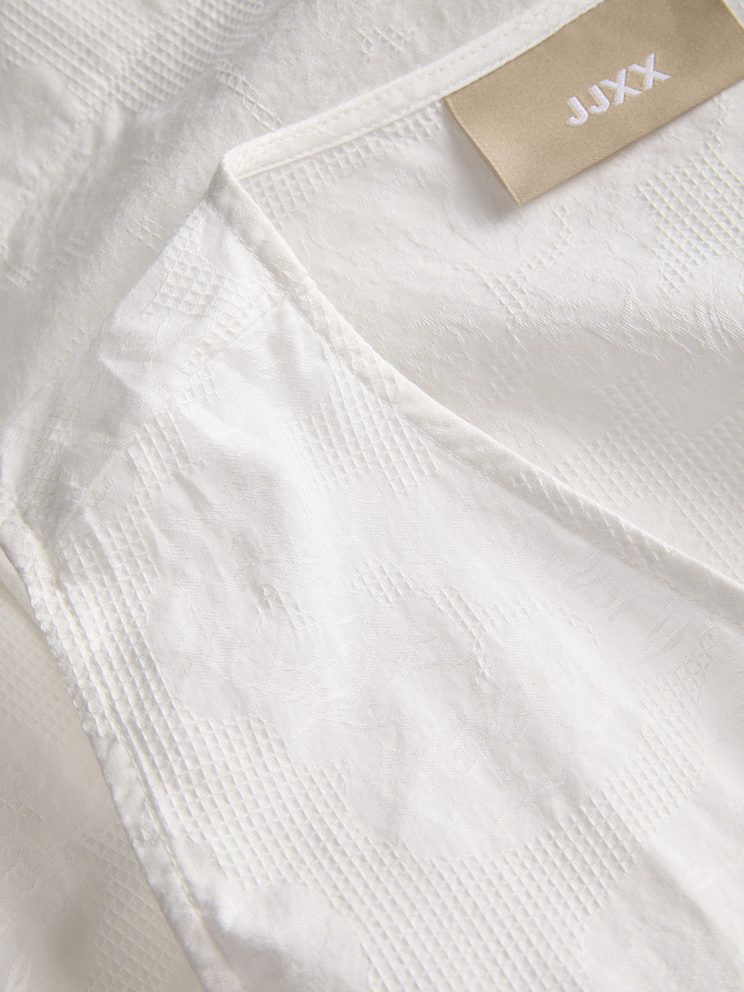 JJX1TOP00047CTW_Blanc+De+Blanc_2.png