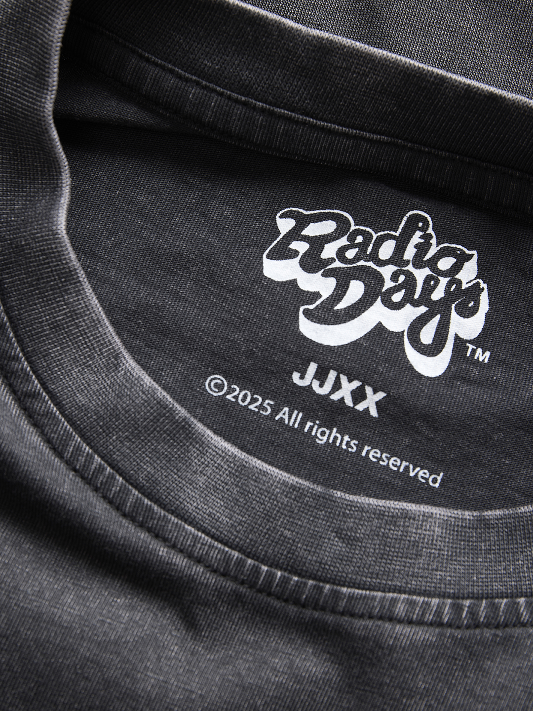 JJX1TOP00053CTW_Black_2.png