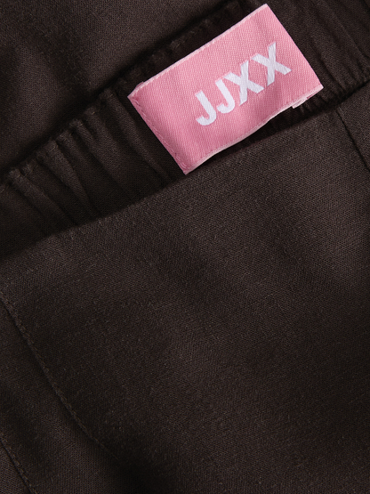JJX1TRO00001VSW_Seal+Brown_3.png