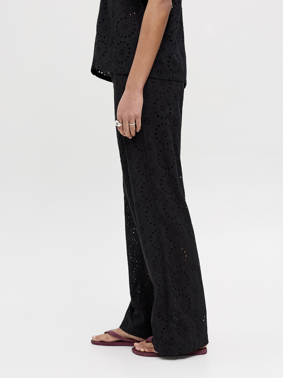 JJX1TRO00013CTW_Black_5.png
