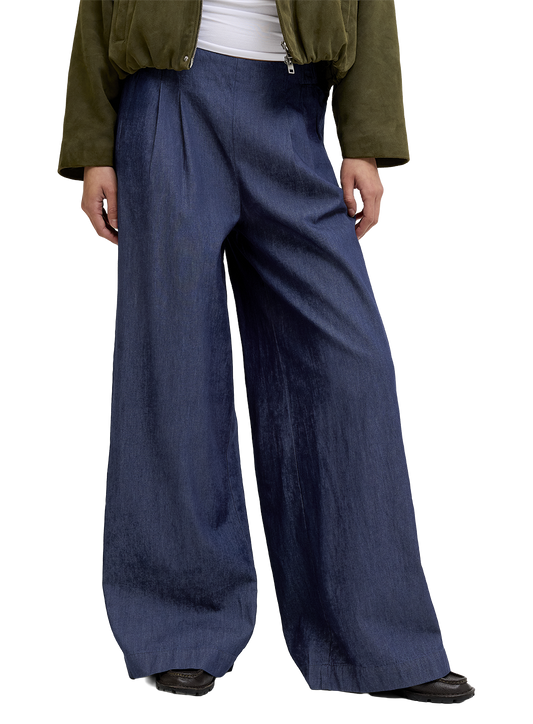 JJX1TRO00015CTW_Dark+Blue+Denim_0.png
