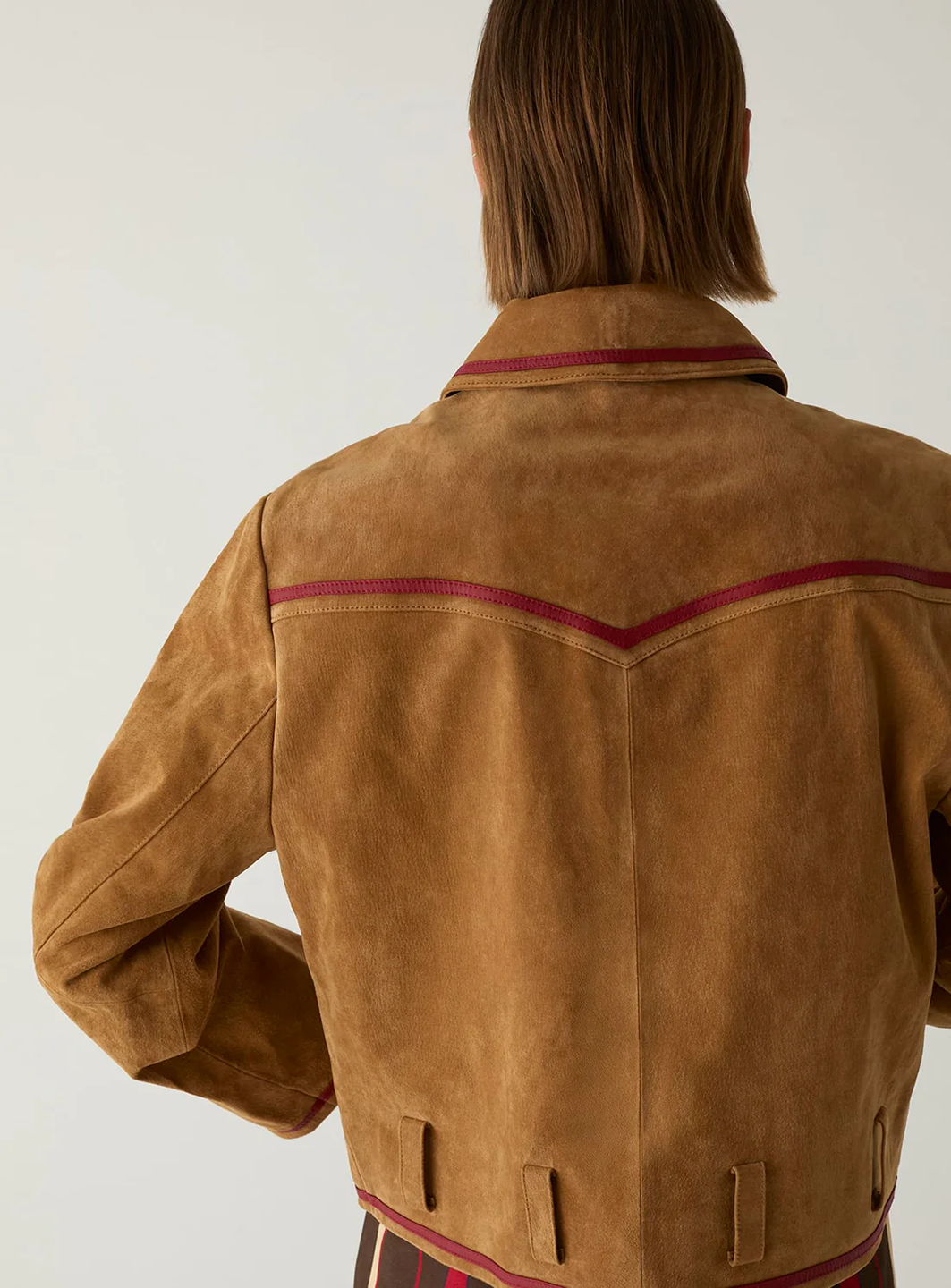 LAA1CJK21501LEW_CAMEL_4.png
