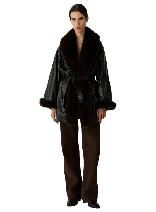LAA1CJK21565PHW_Black_0.png