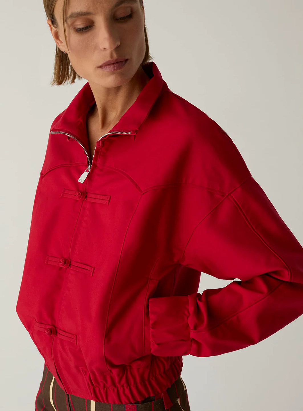 LAA1CJK21604CTW_Red_3.png