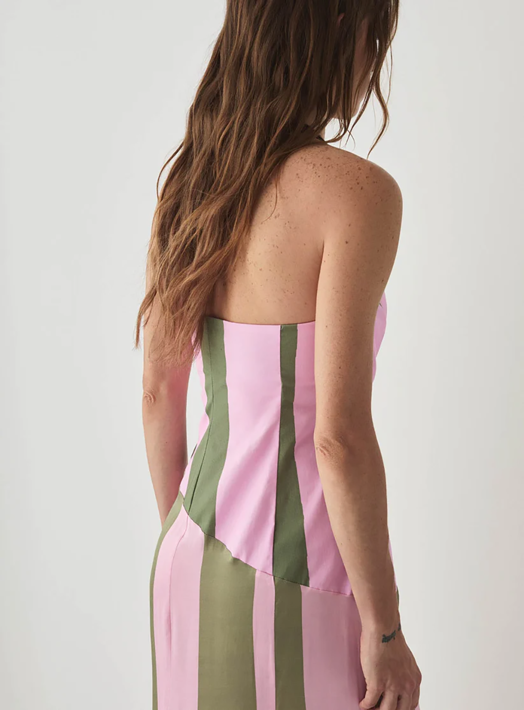 LAA1DRE00026CTW_Pink_2.png