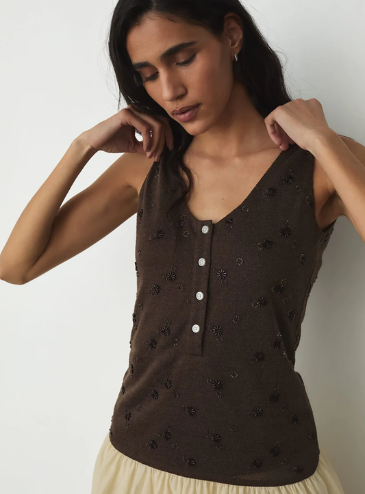 LAA1DRE00050PYW_Brown_1.png