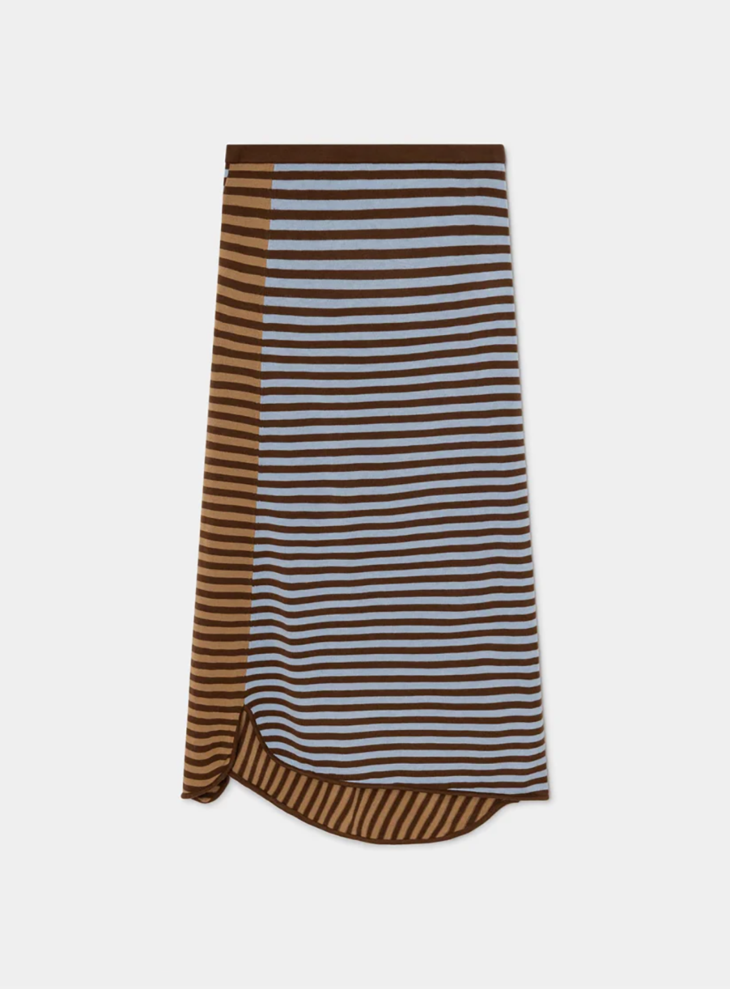 LAA1SKI00001PYW_Brown_3.png