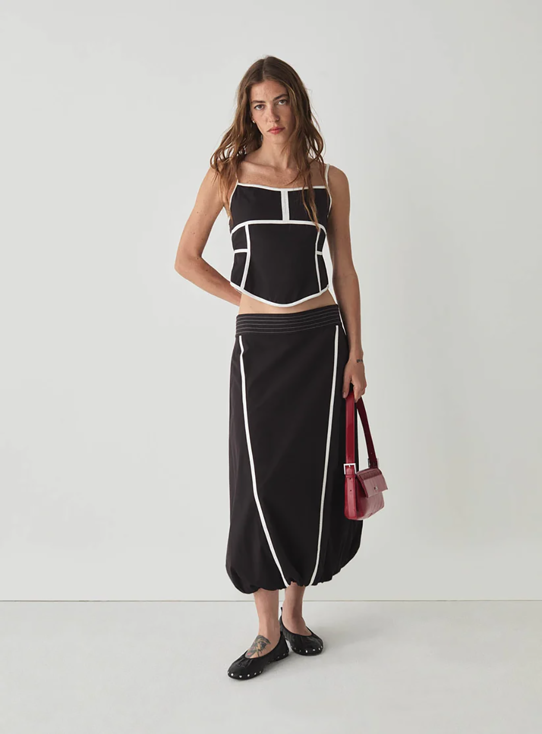 LAA1SKI00005CTW_Black_1.png
