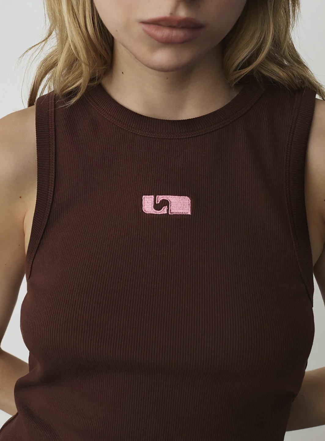 LAA1TOP00036CTW_Brown_2.png