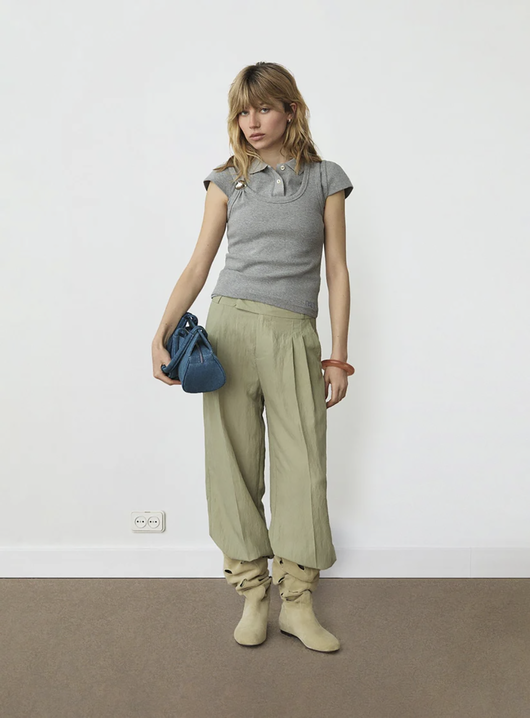 LAA1TOP00058CTW_Grey_3.png
