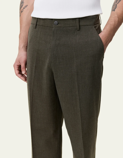 LDX1TRO16635PYM_Olive+Night_3.png