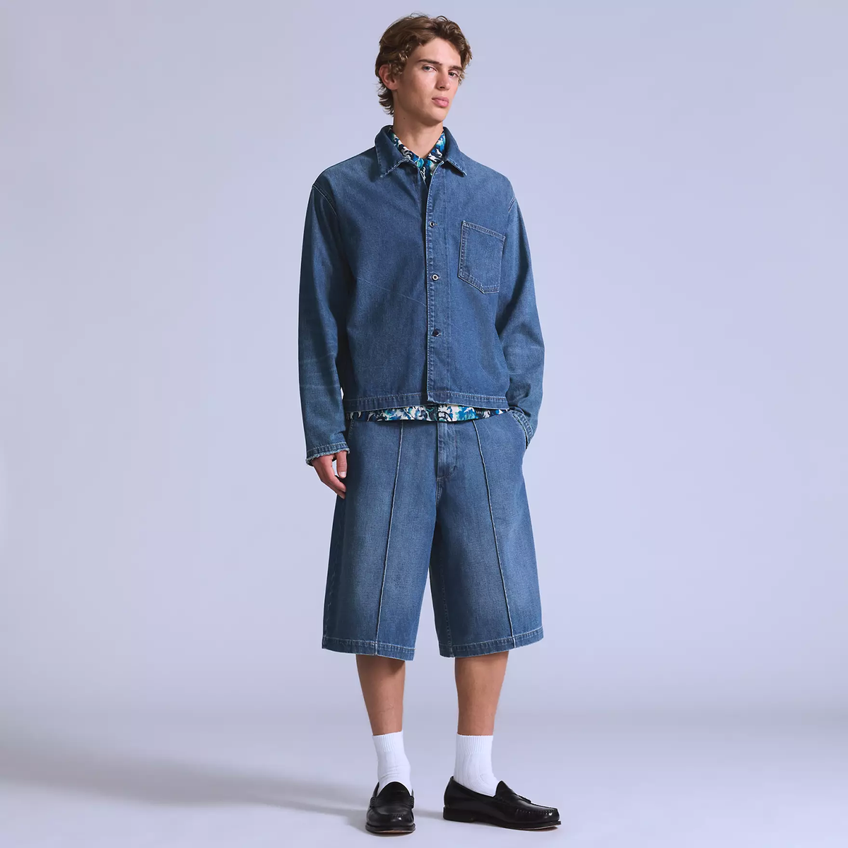 LEV1JEA22777CTM_Little+Sur_9.png