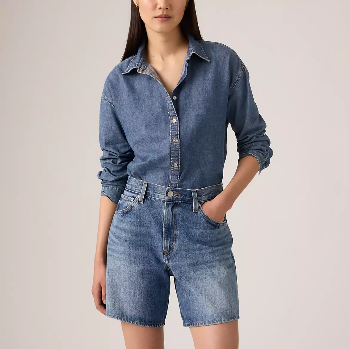 LEV1JEA22779CTW_Worn+Memory+Short_6.png