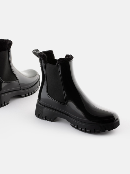 LJYCCAL00001VNW_Black_3.png