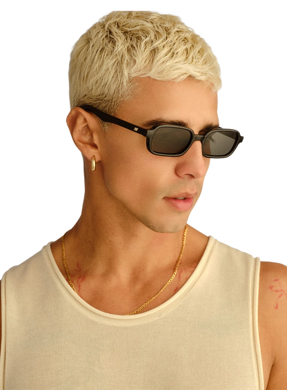 LSS4GSS00004NOU_Black_3.png