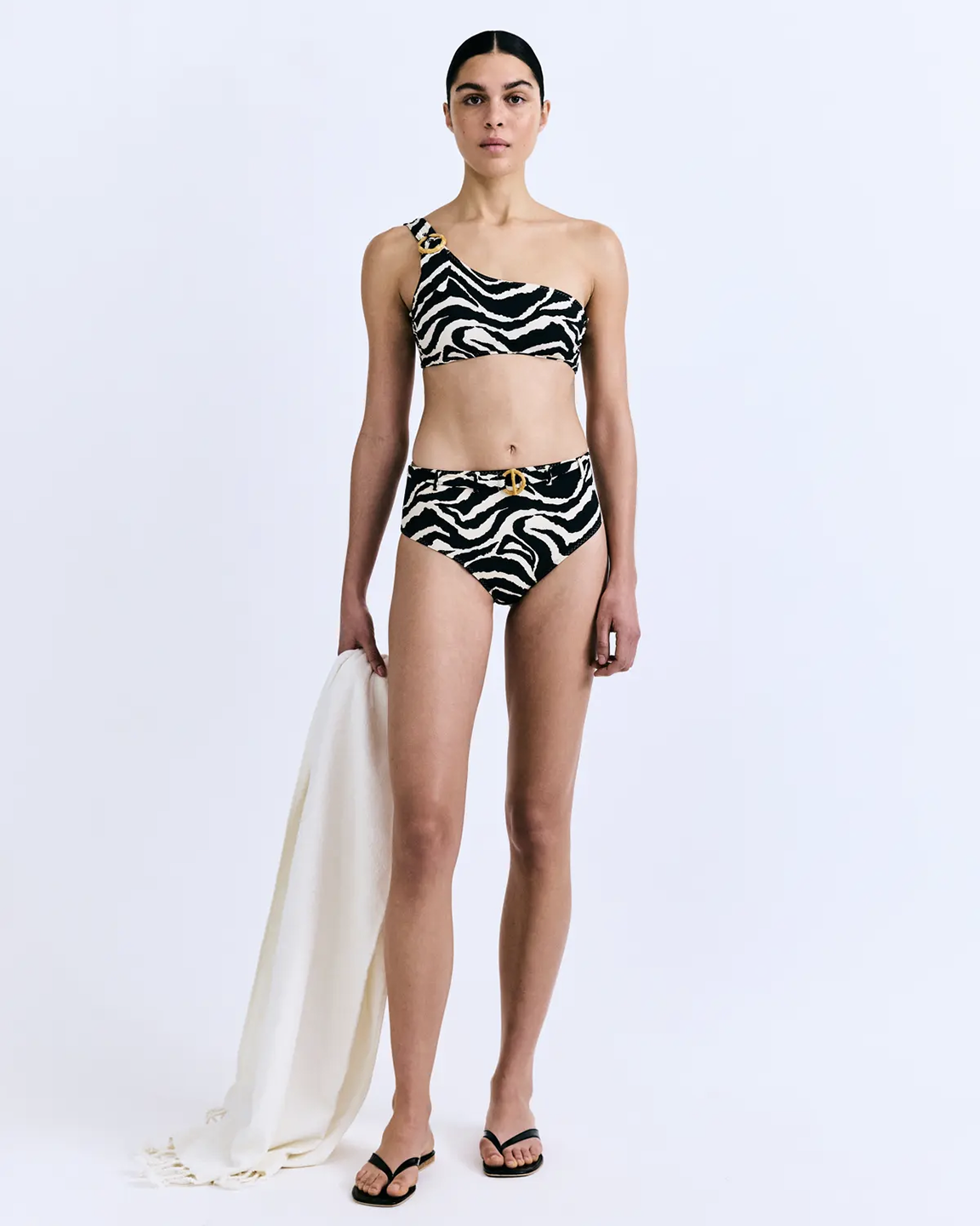 LVS1BEA00025POW_CLASSIC+ZEBRA_2.png