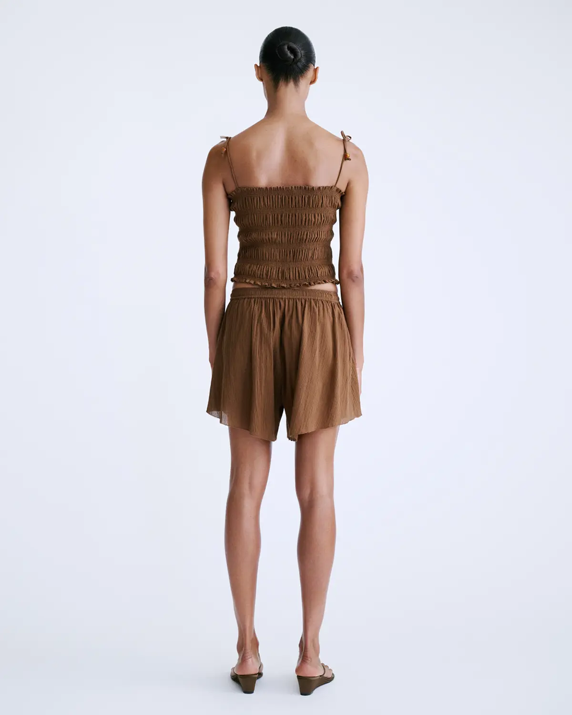LVS1DRE00003CTW_Brown_1.png