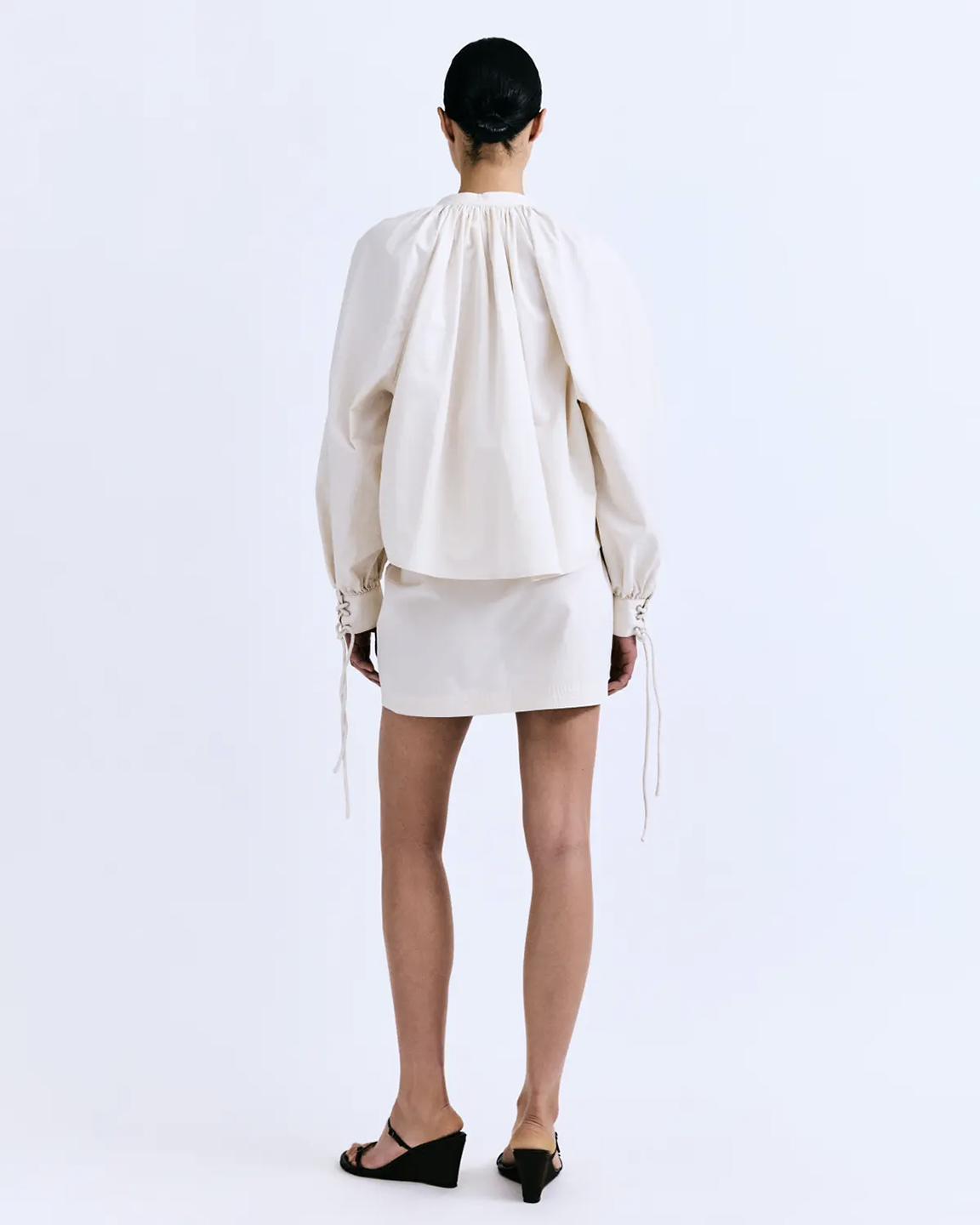 LVS1SKI00001CTW_Off+white_1.png