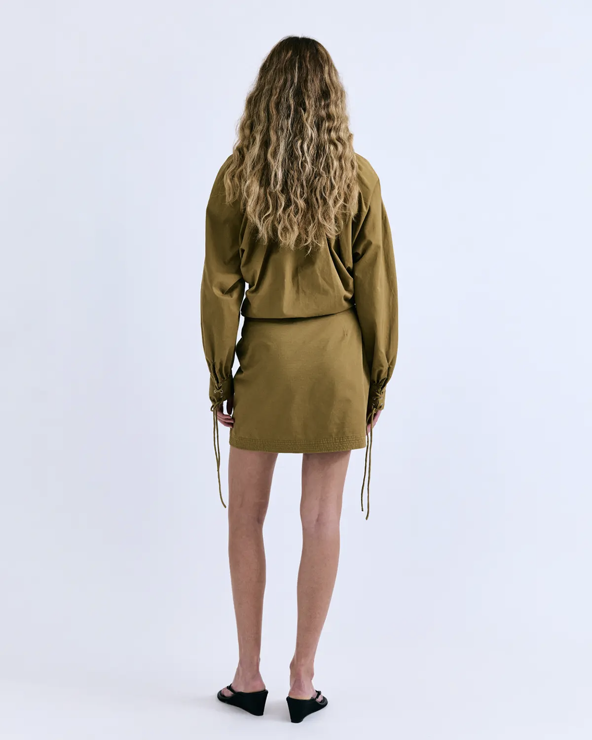 LVS1SKI00002CTW_Bronze_1.png