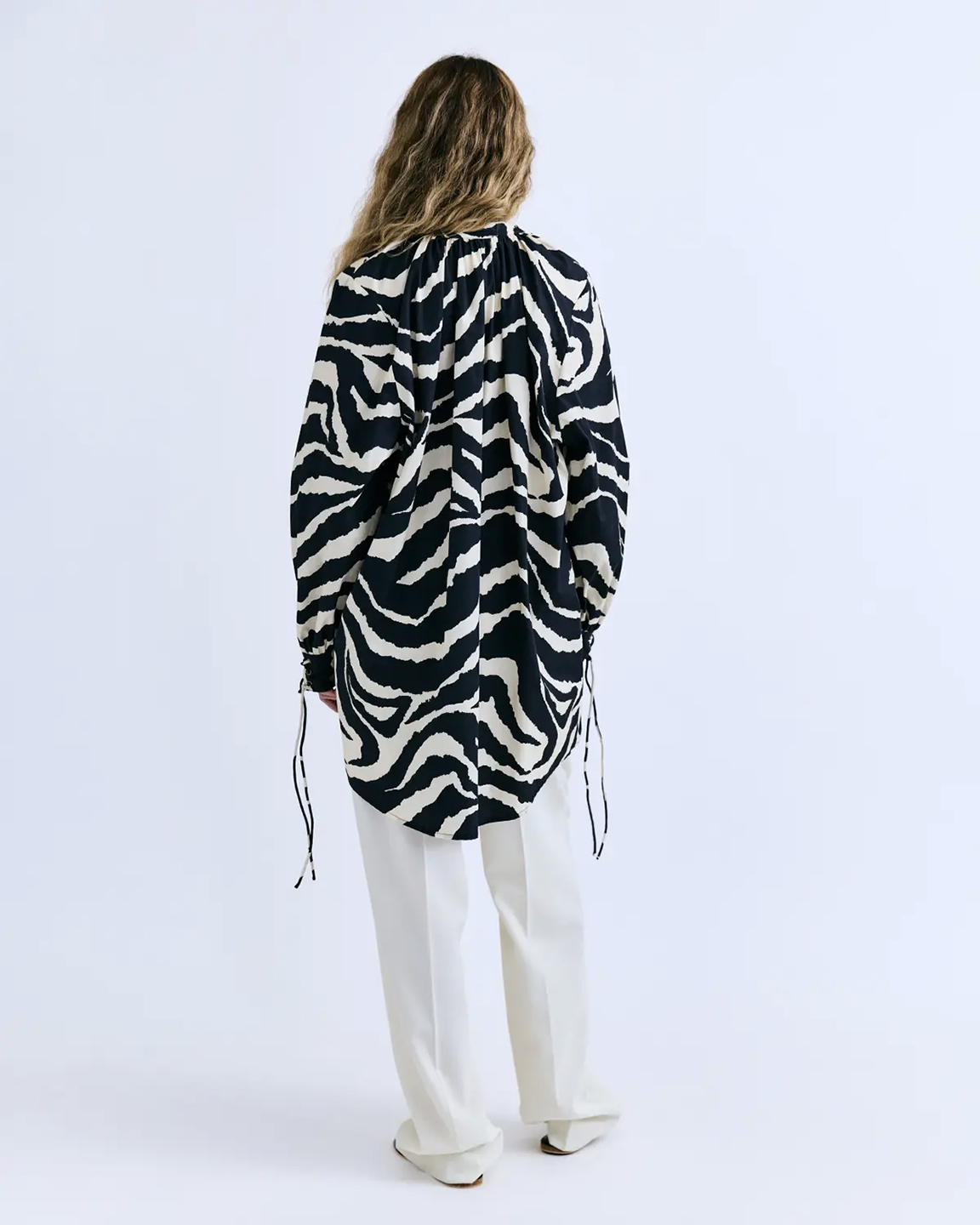 LVS1TOP00004CTW_CLASSIC+ZEBRA_1.png
