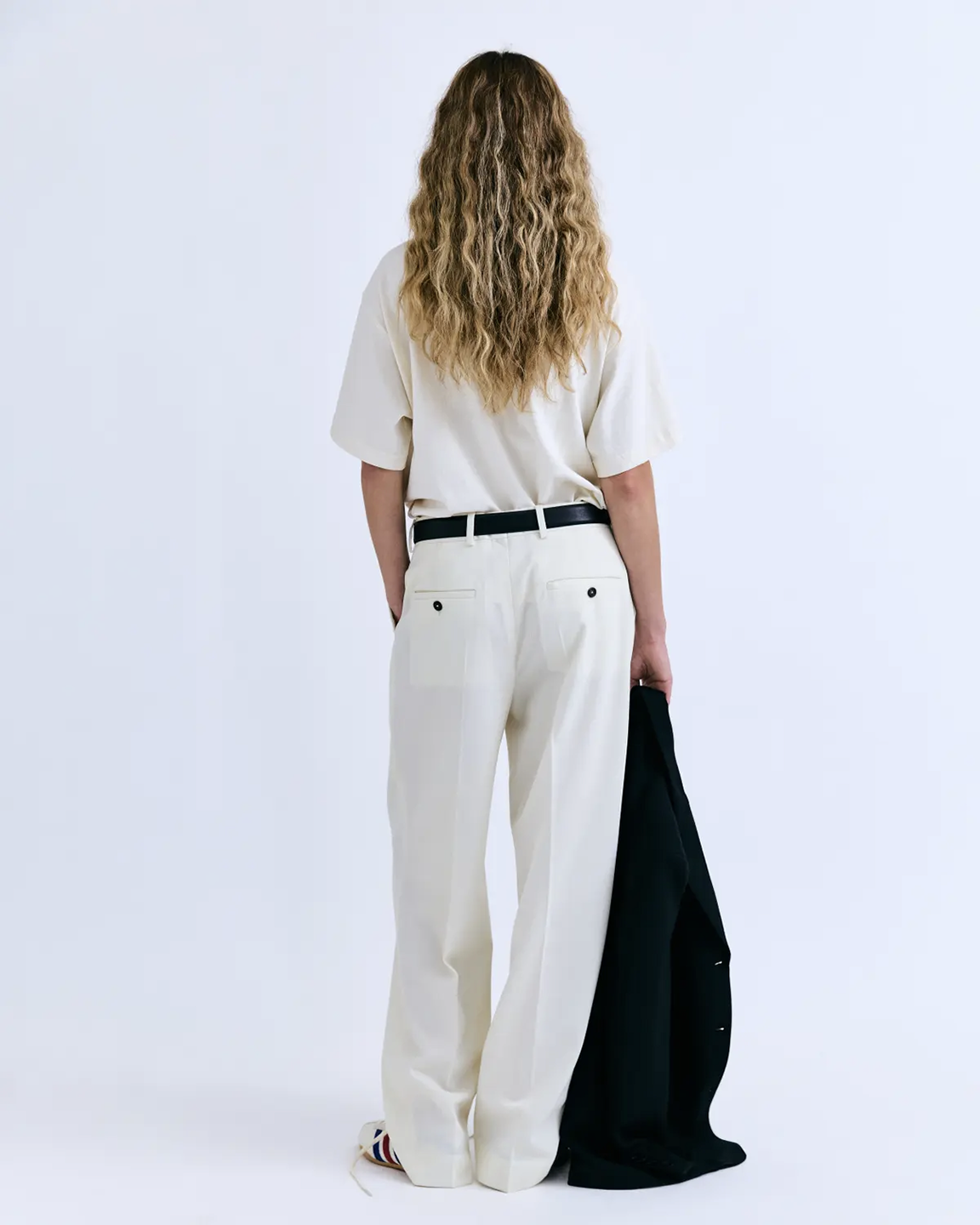 LVS1TOP00005CTW_Off+white_1.png