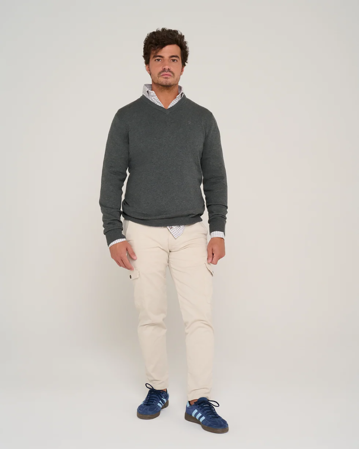 MDB1KNI30478CTM_GRIS_3.png