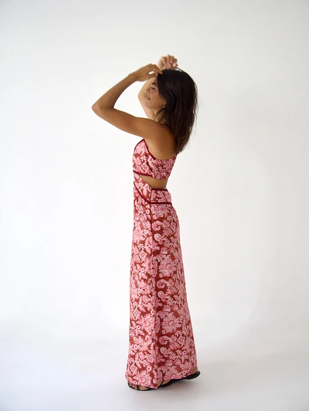 MDT1DRE23995PCW_Rosas+y+Rojos_2.png