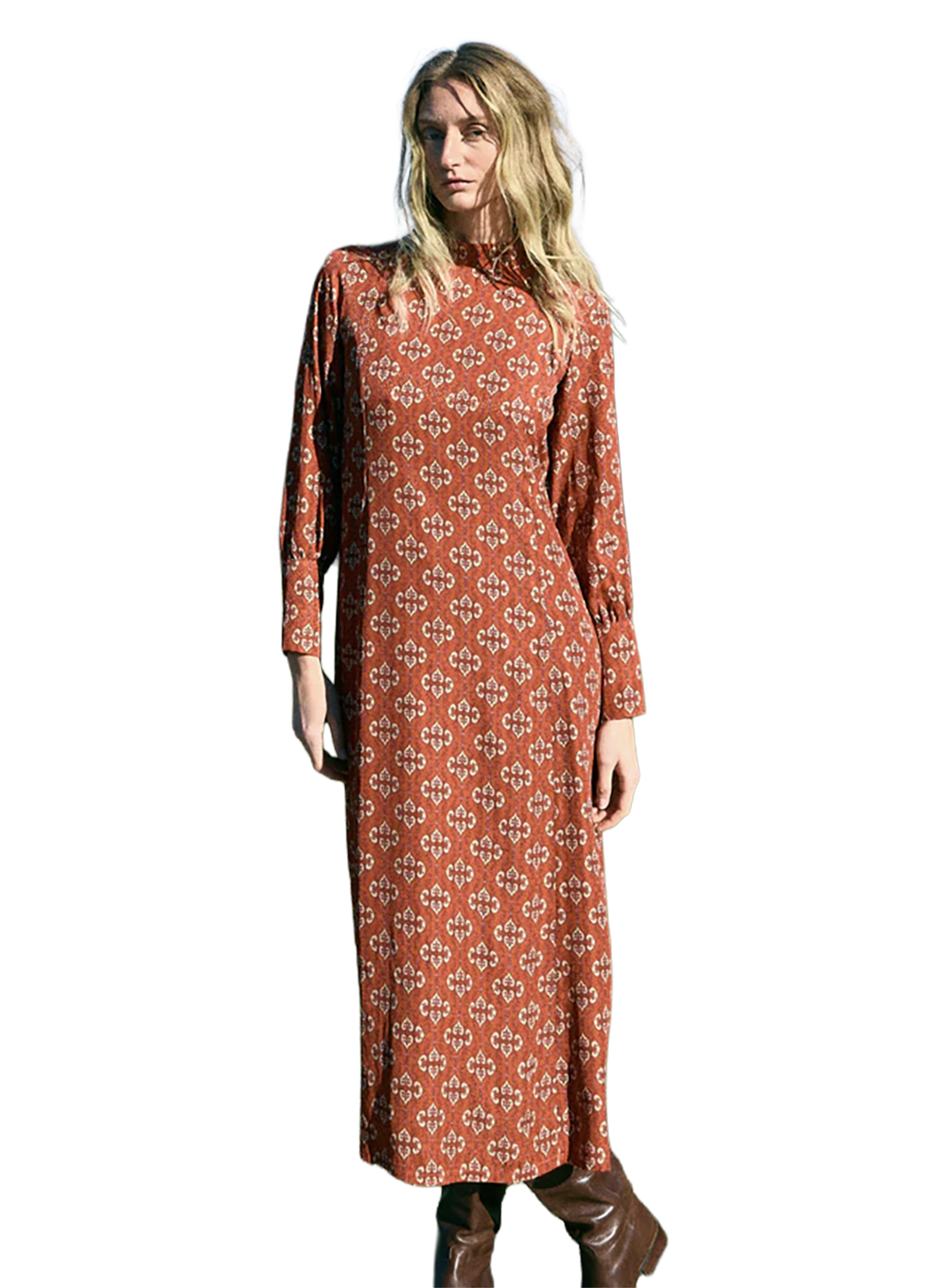 MGN1DRE00003VSW_Red+Tapestry_0.png