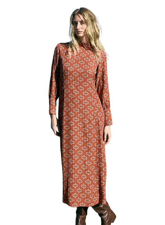 MGN1DRE00003VSW_Red+Tapestry_0.png