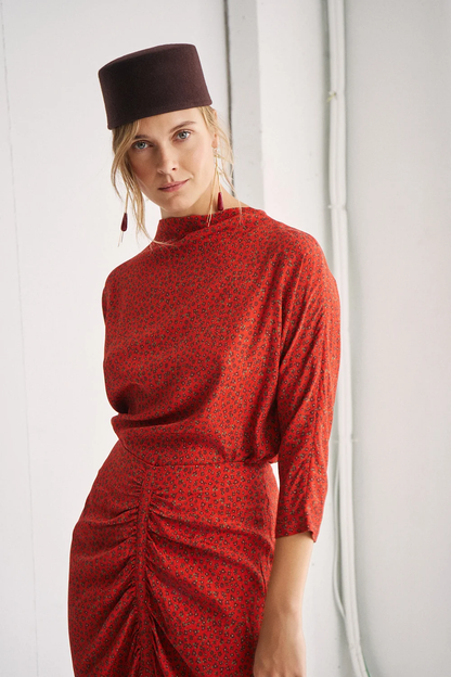 MGN1TOP18520VSW_Rojo_1.png