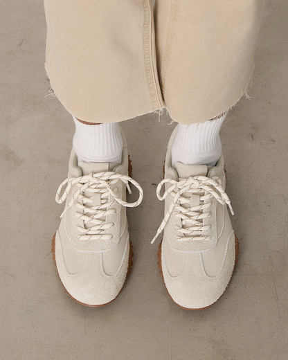 MIMCCAL03999LEW_Off+White_4.png