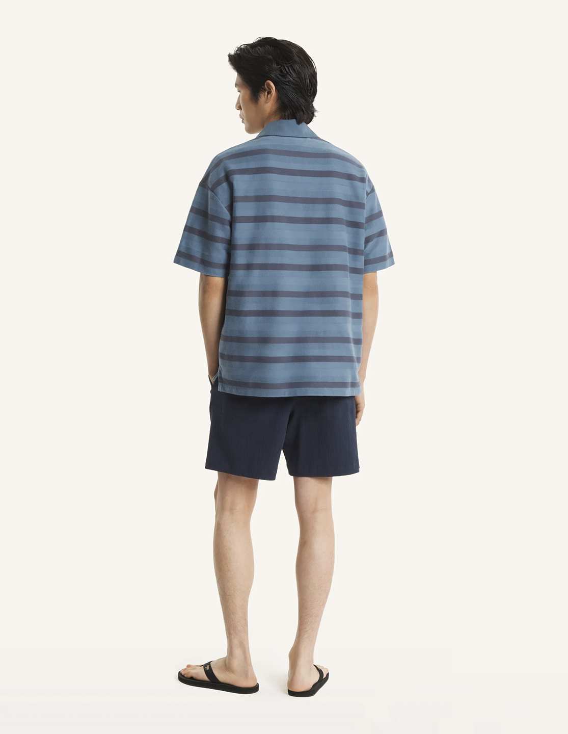 MKT1SHO00000PCM_CLASSIC+NAVY_1.png