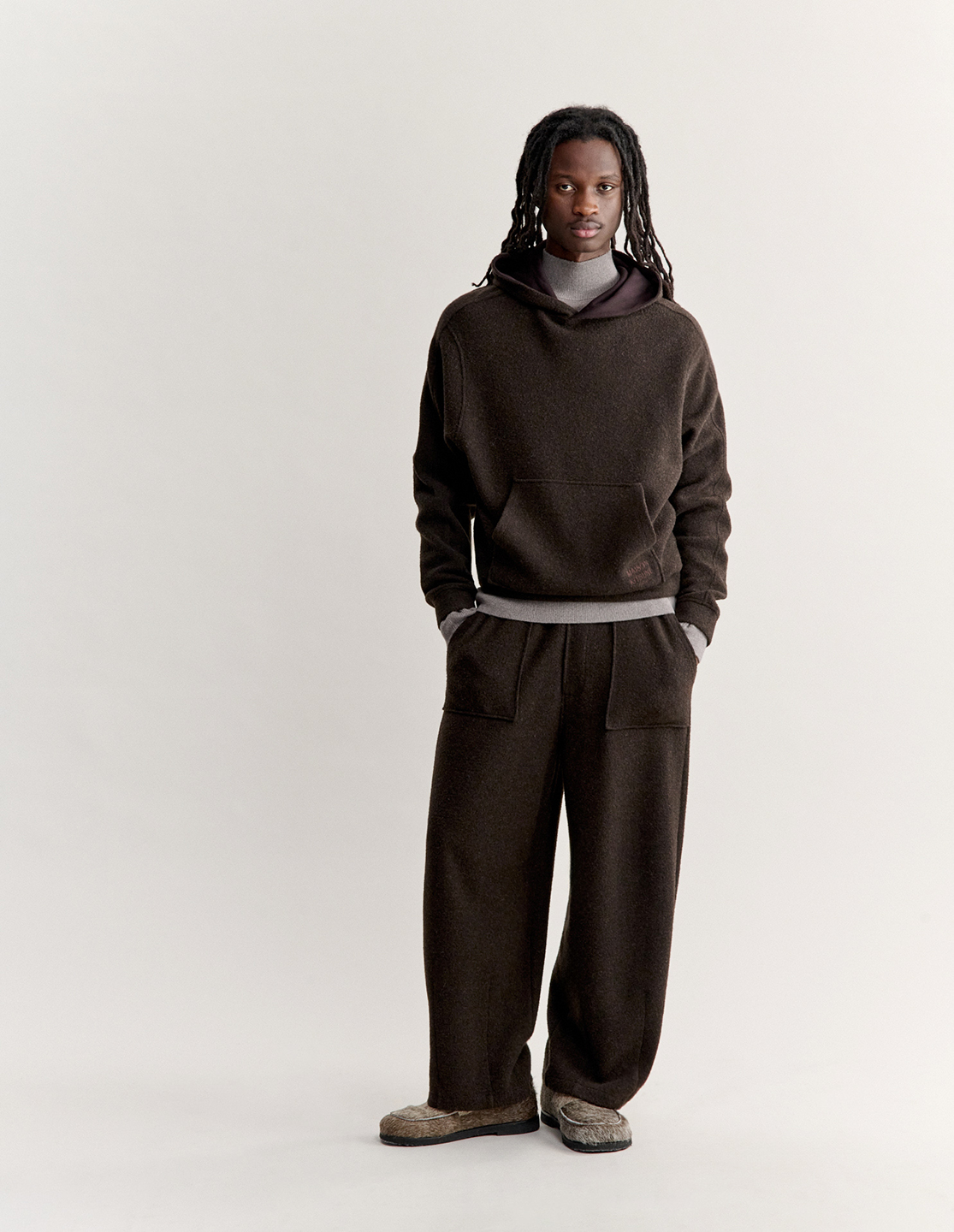MKT1SWE22506OCM_Dark+Wood_3.png