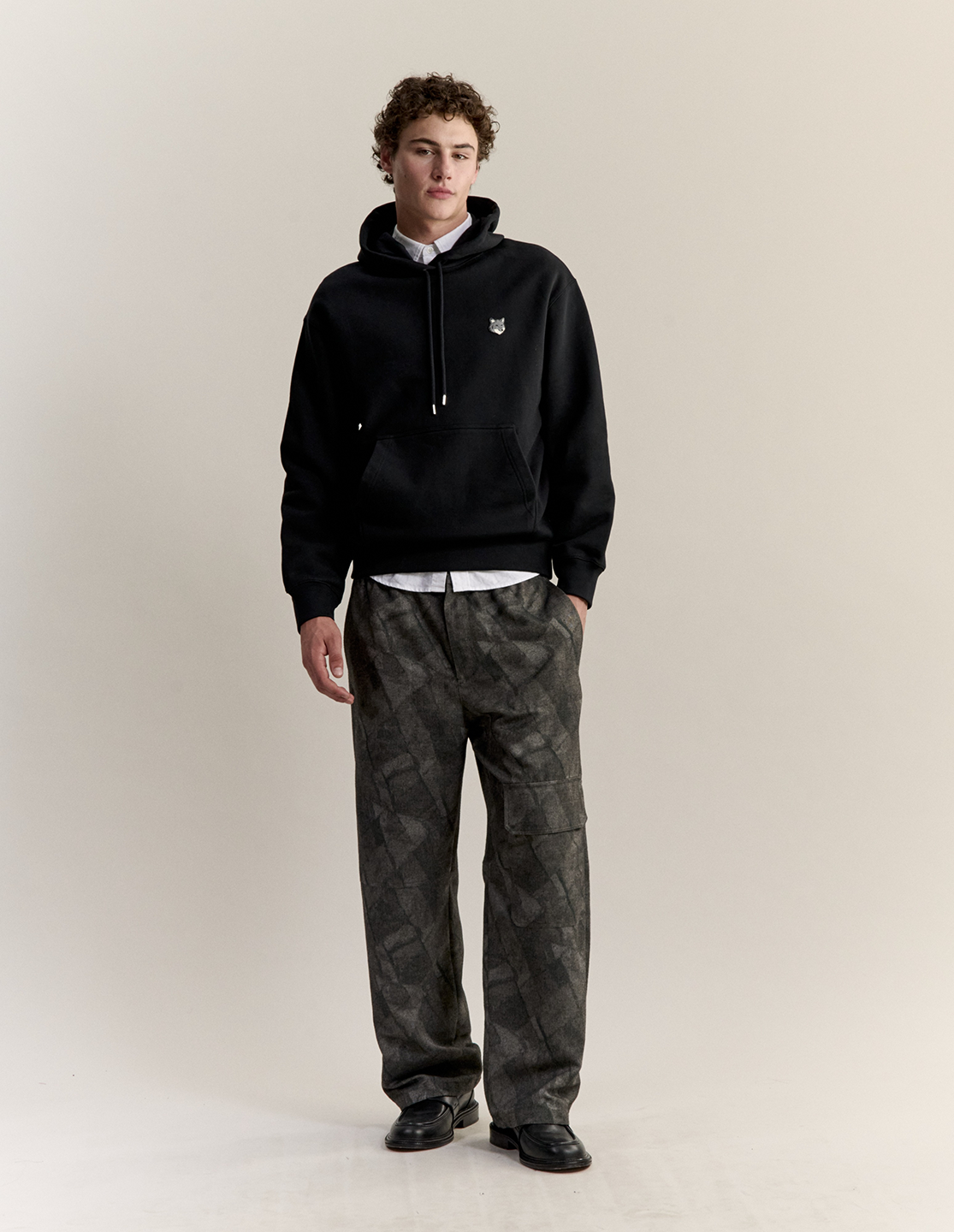 MKT1SWE22568OCM_Black_3.png