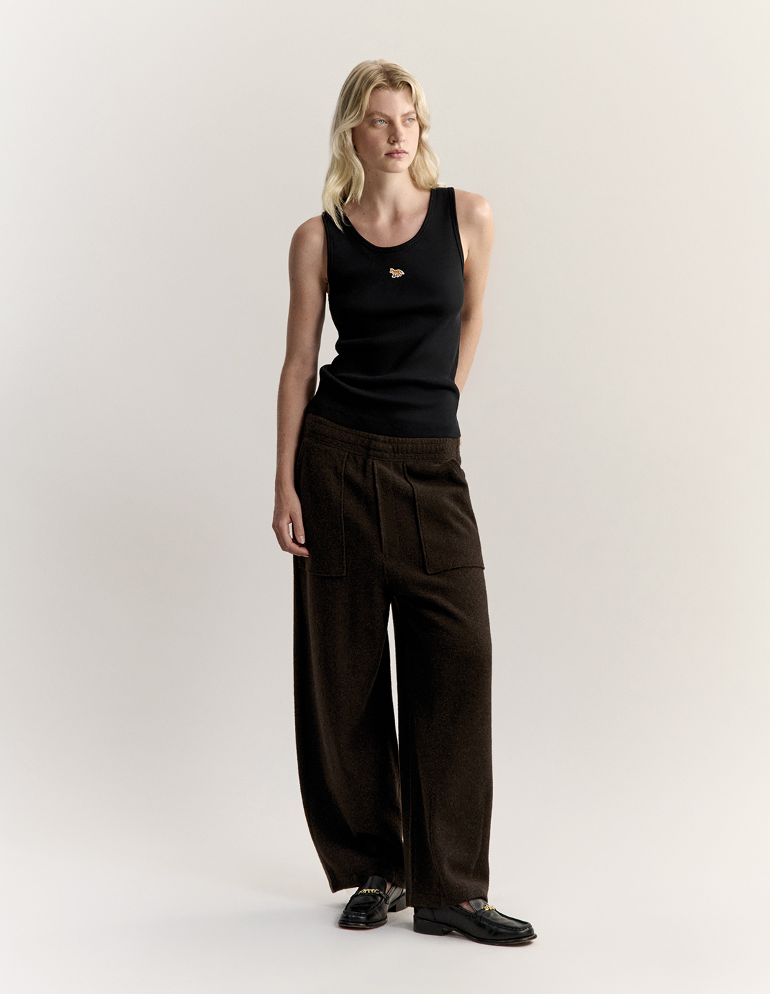 MKT1TOP22575OCW_Black_3.png